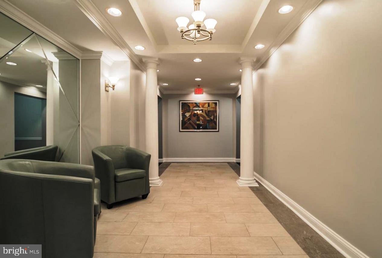 5563 Seminary Road, Unit 111 Falls Church, VA 22041 - Photo 23 of 27 Lobby