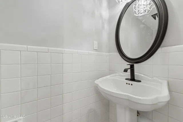 $325,000 | 2230 Baywood Drive, Biloxi, MS 39532