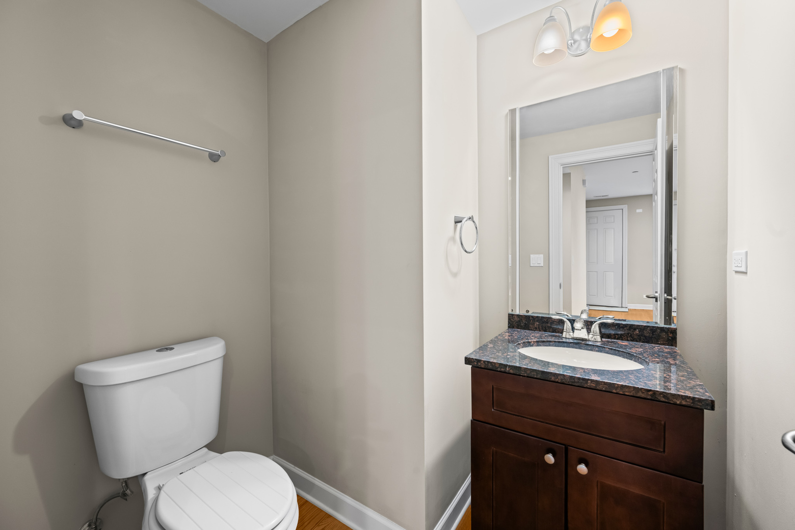 86 Legacy Lane Wheeling, IL 60090 - Photo 9 of 21