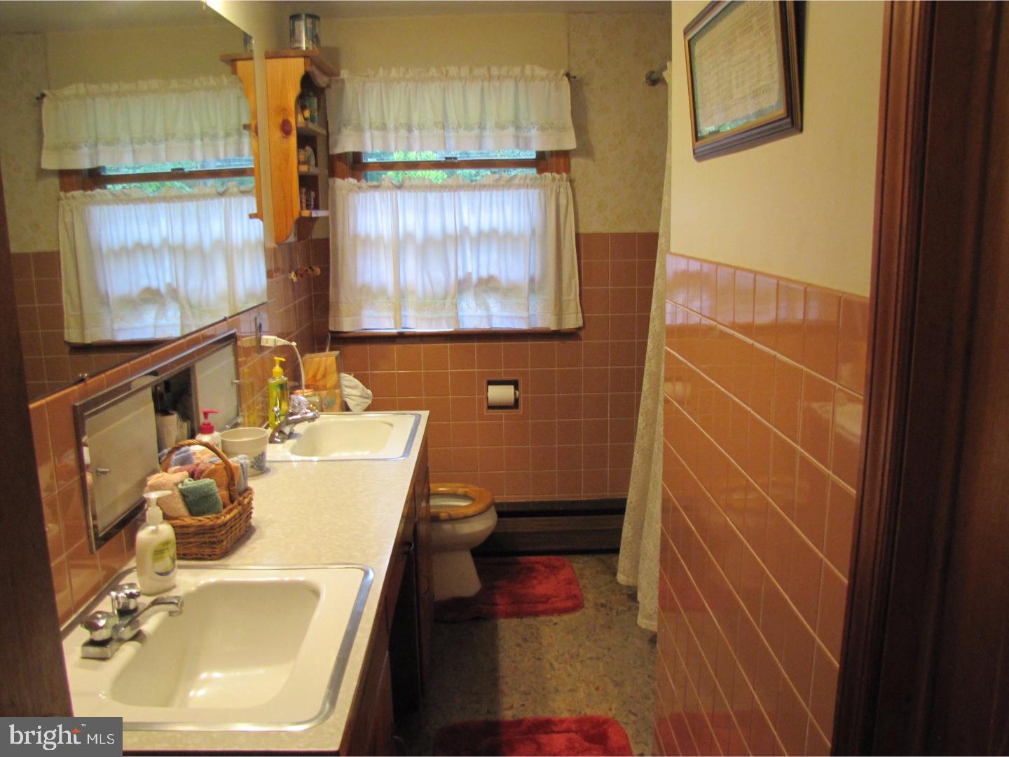 1128 Creamery Road Perkasie, PA 18944 - Photo 8 of 20