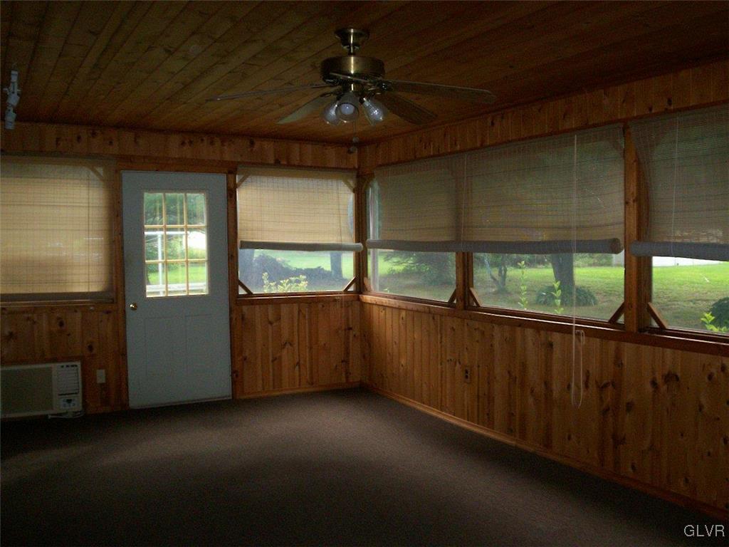 8936 Pleasant View Road Bangor, PA 18013 - Photo 17 of 29 Front &rear entrances