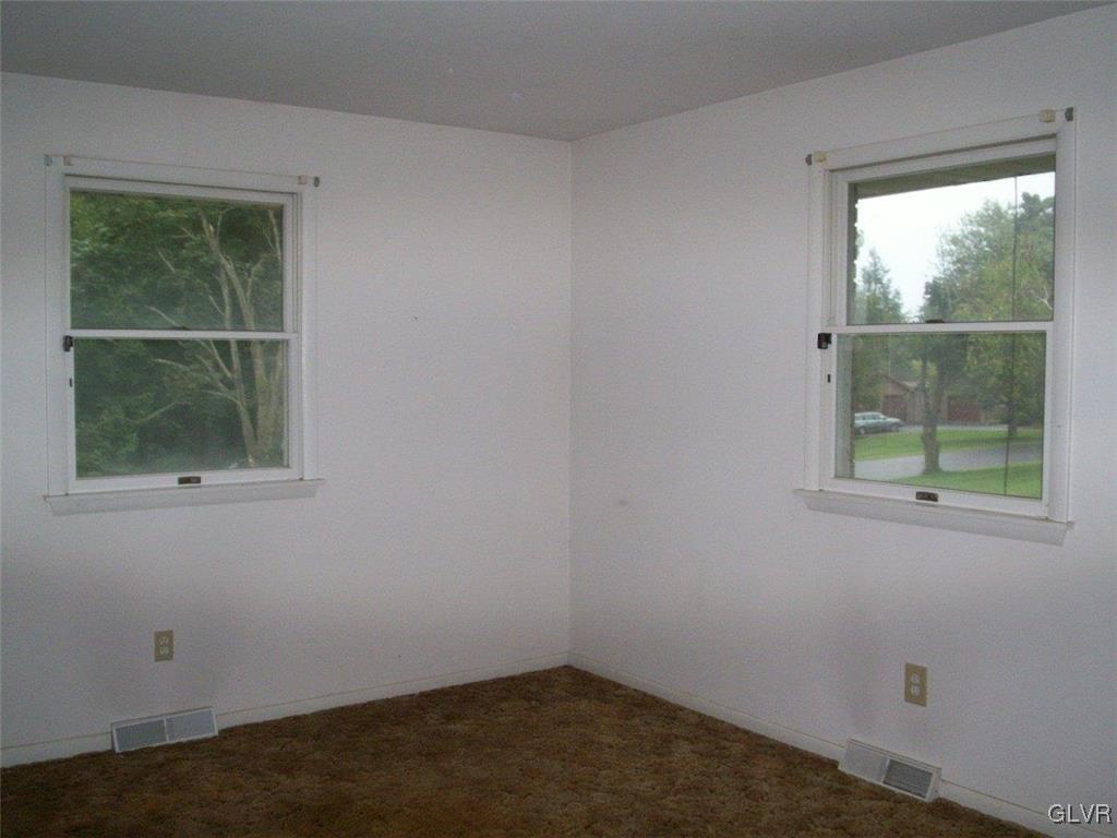 8936 Pleasant View Road Bangor, PA 18013 - Photo 20 of 29 Nicely sized 2nd bedroom