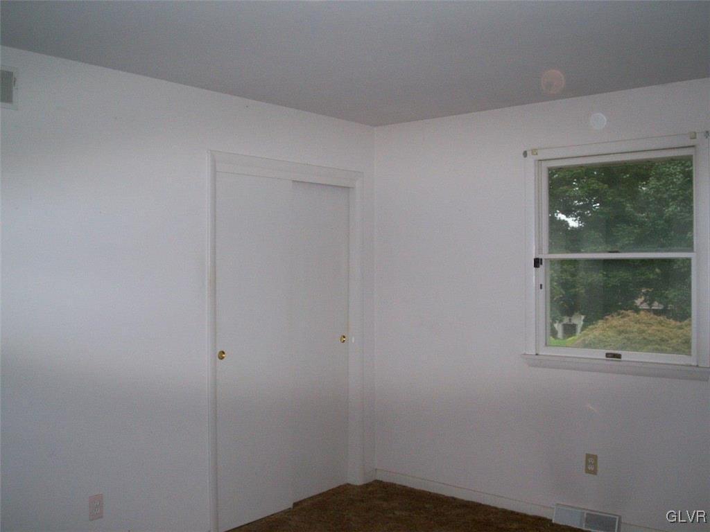 8936 Pleasant View Road Bangor, PA 18013 - Photo 21 of 29 Second BR closet and natural sunlight