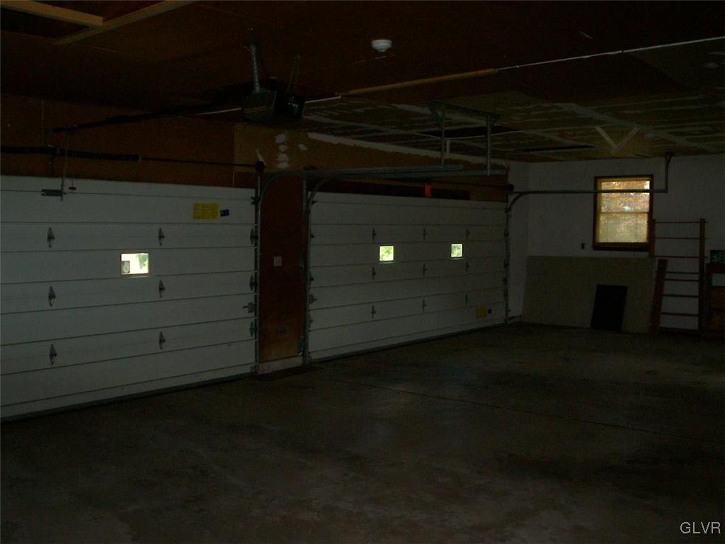 8936 Pleasant View Road Bangor, PA 18013 - Photo 27 of 29 Four car garage