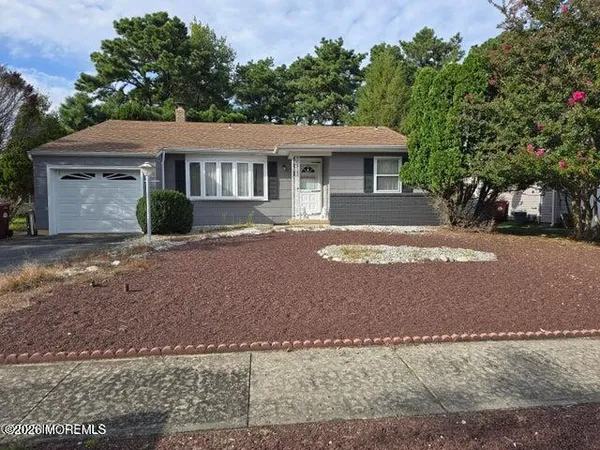 $399,900 | 10 Littleton Road, Toms River, NJ 08757