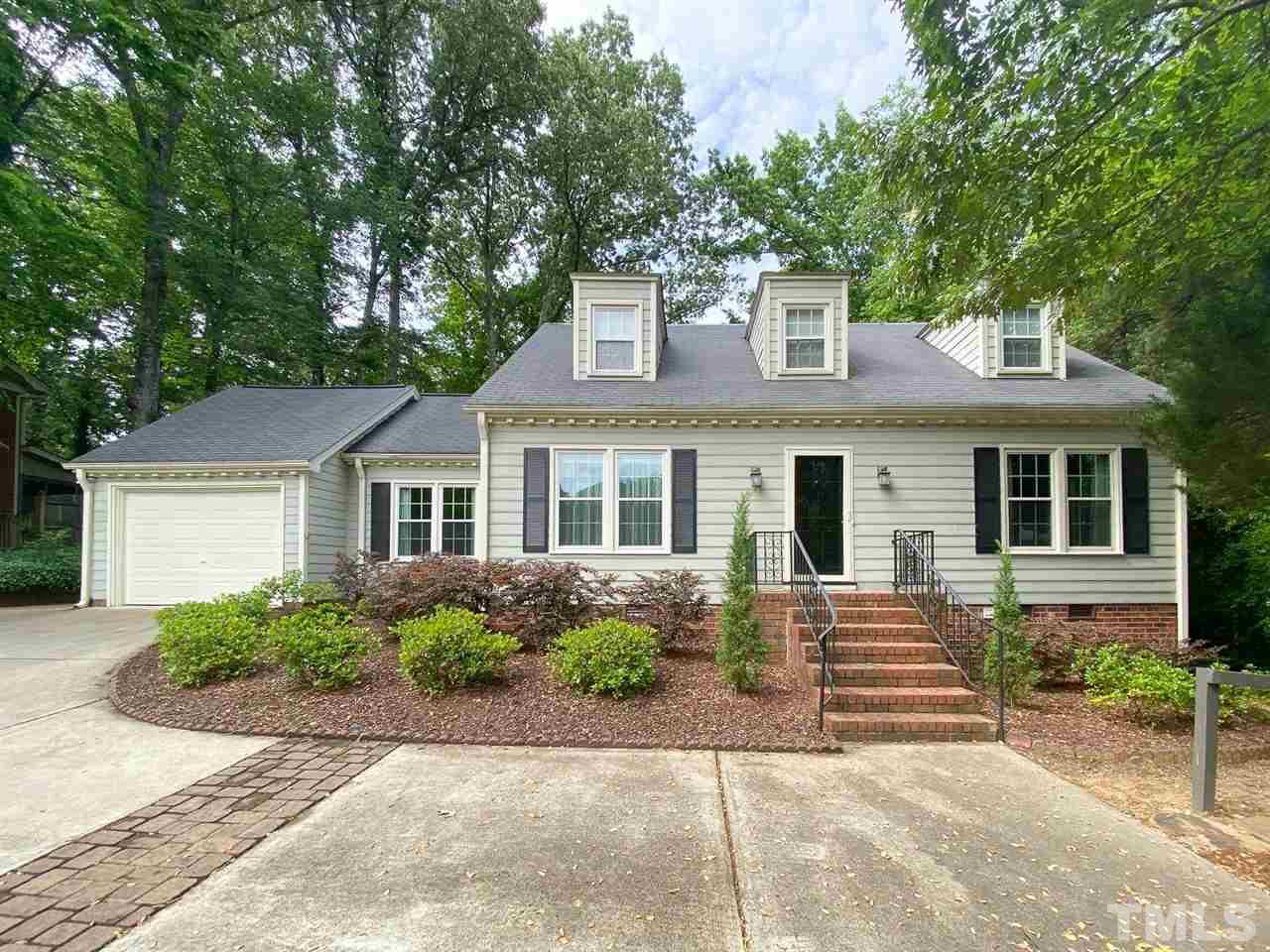 808 Purdue Street Raleigh, NC 27609 - Photo 1 of 30