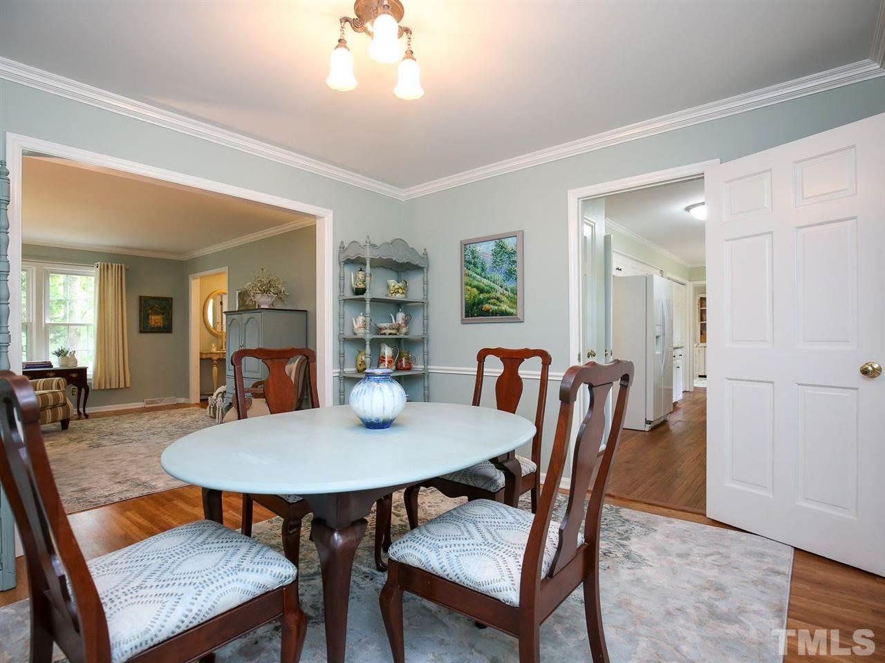 808 Purdue Street Raleigh, NC 27609 - Photo 7 of 30