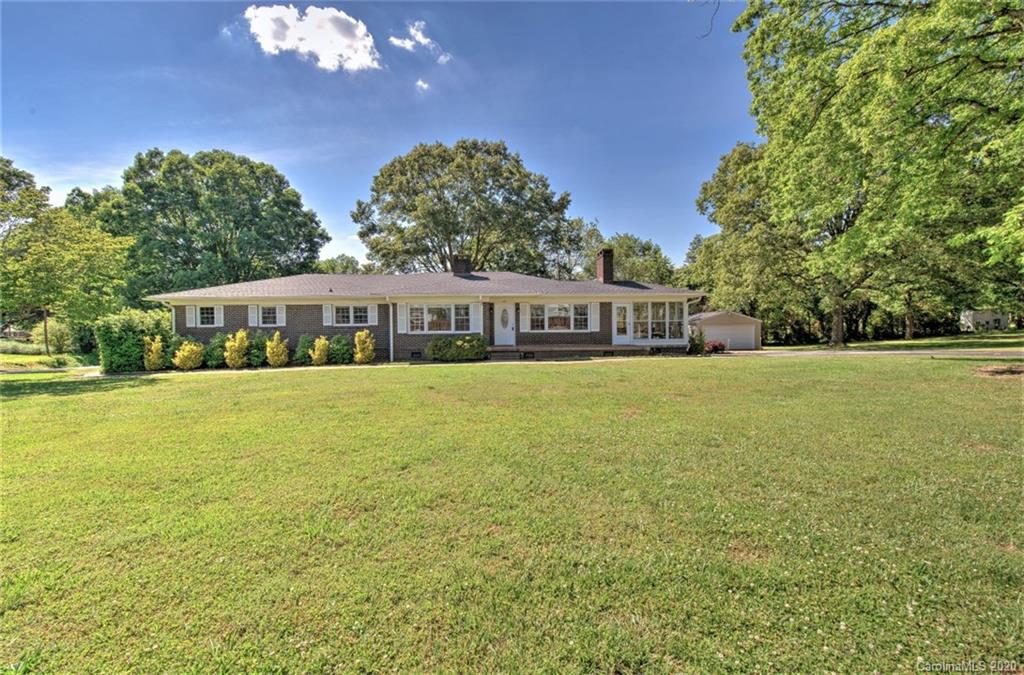 218 Hammett Bridge Road Greer, SC 29650 - Photo 1 of 38