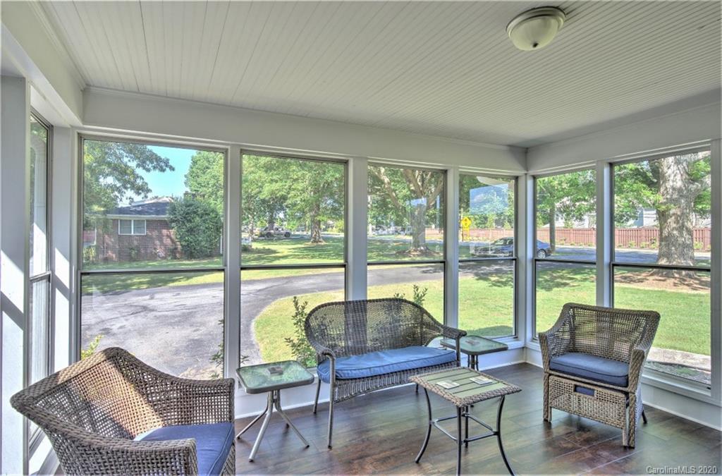 218 Hammett Bridge Road Greer, SC 29650 - Photo 17 of 38