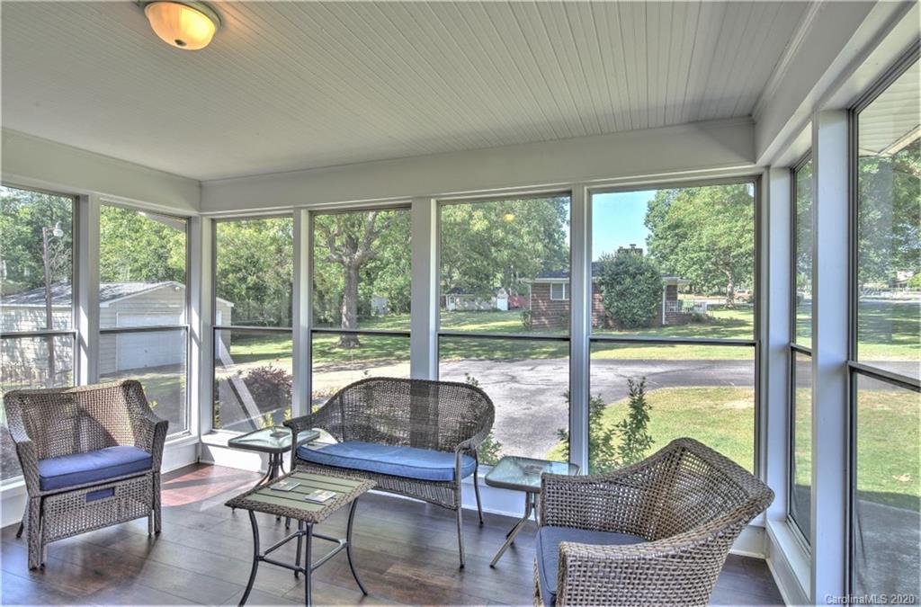 218 Hammett Bridge Road Greer, SC 29650 - Photo 19 of 38