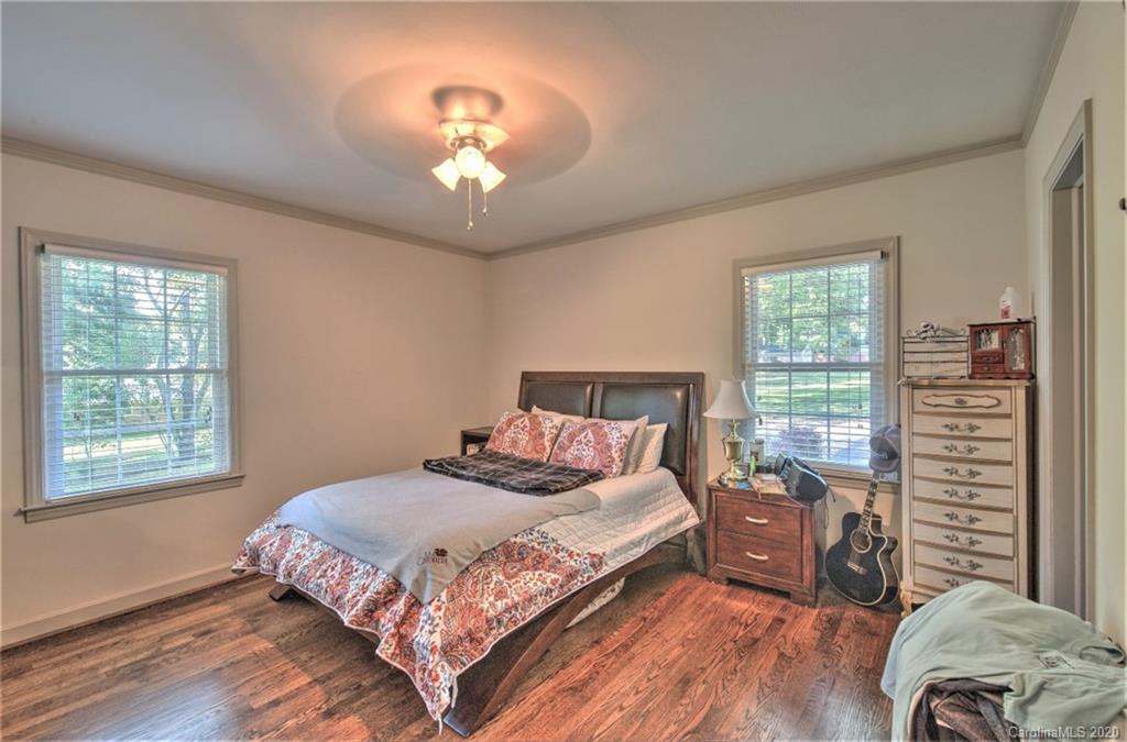 218 Hammett Bridge Road Greer, SC 29650 - Photo 36 of 38