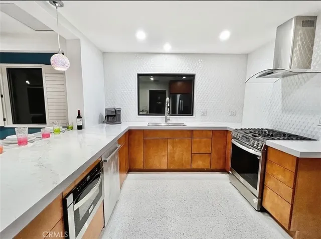 $10,000 | 1523 East San Lorenzo Road, Palm Springs, CA 92264