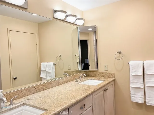 $10,000 | 1523 East San Lorenzo Road, Palm Springs, CA 92264