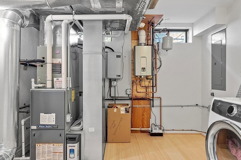 70 North Street Lexington, MA 02420 - Photo 27 of 40