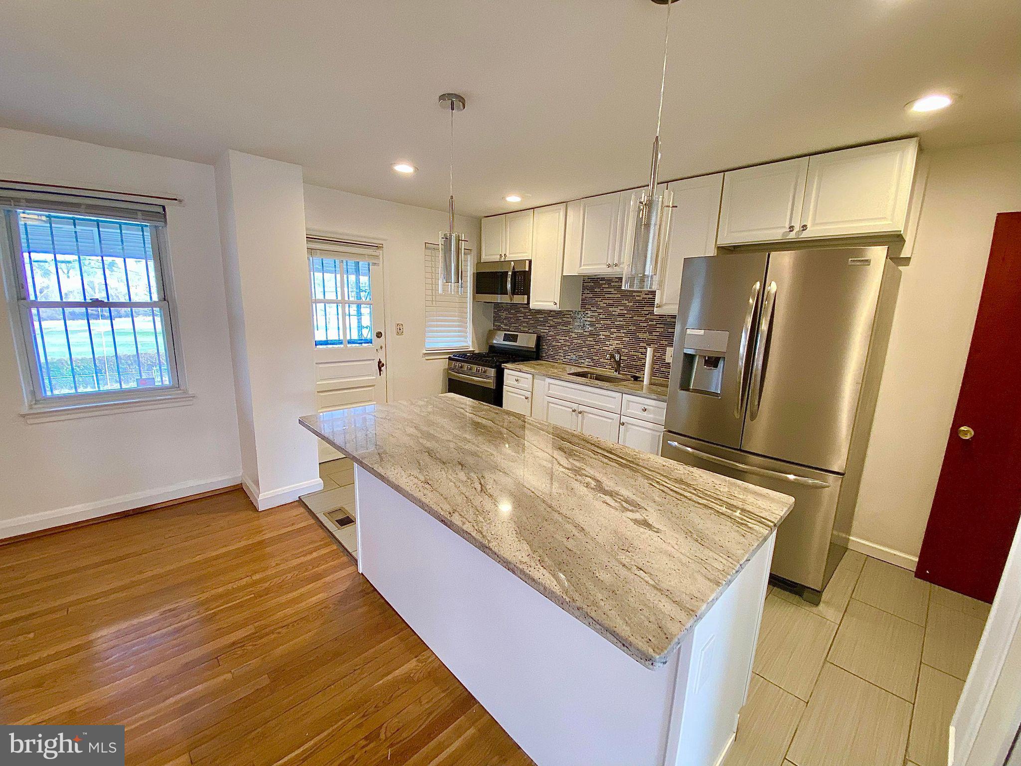 5781 Edgepark Road Baltimore, MD 21239 - Photo 6 of 22