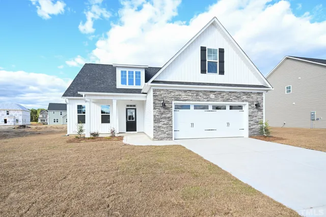 $379,706 | 644 Amusement Drive, Hope Mills, NC 28348
