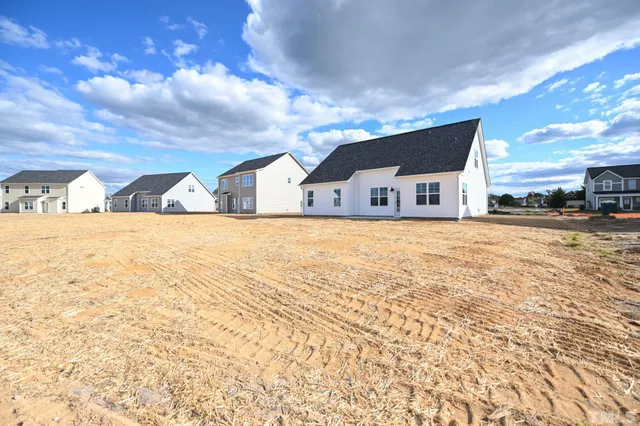 $379,706 | 644 Amusement Drive, Hope Mills, NC 28348