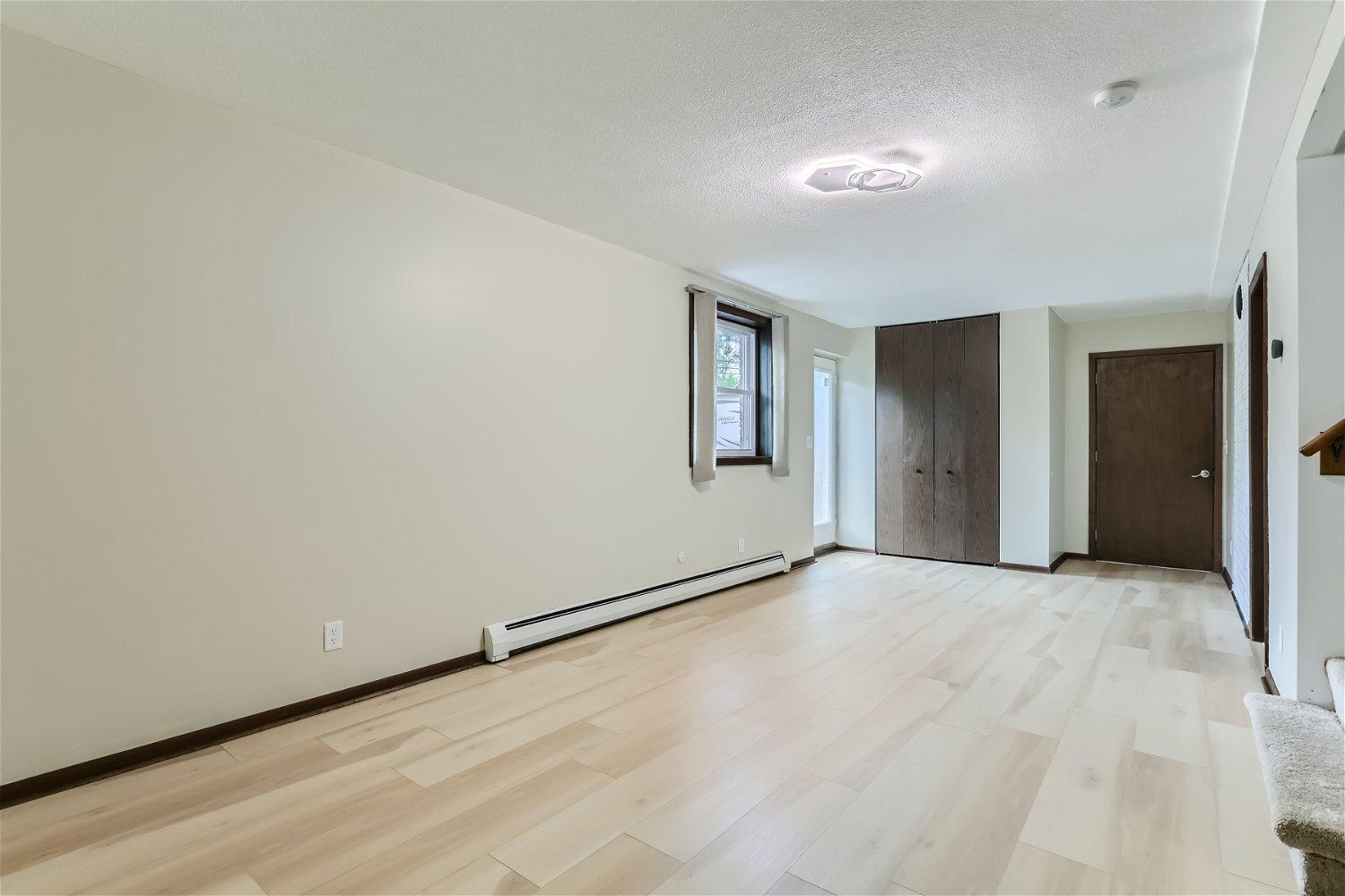 1391 County Rd C East Maplewood, MN 55109 - Photo 24 of 32 Gallery Image 24