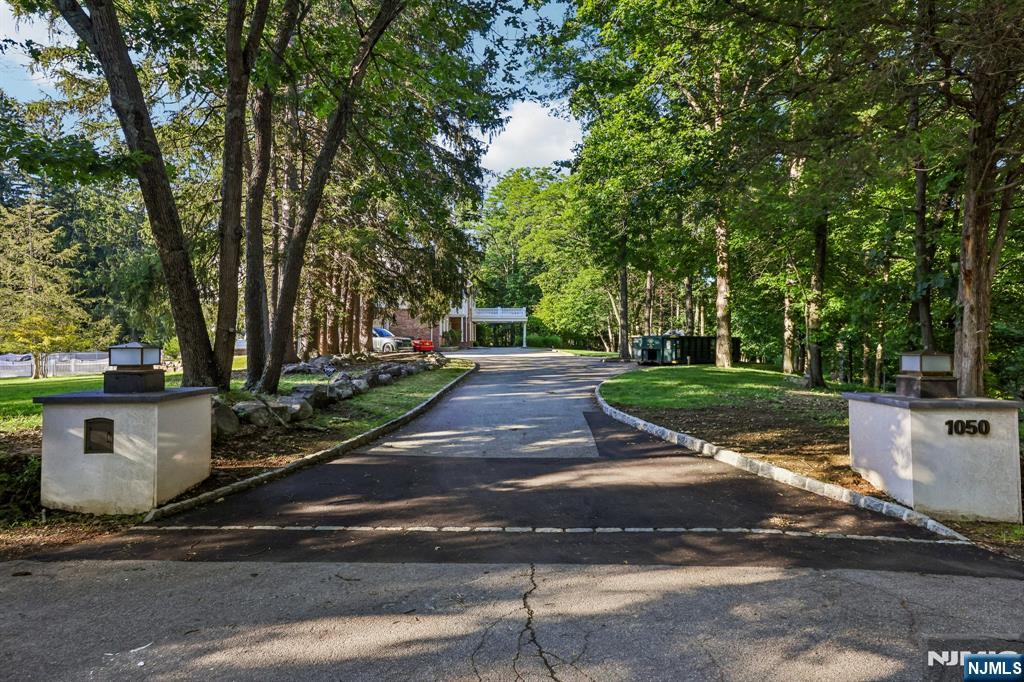 1050 Ramapo Valley Road Mahwah, NJ 07430 - Photo 2 of 50