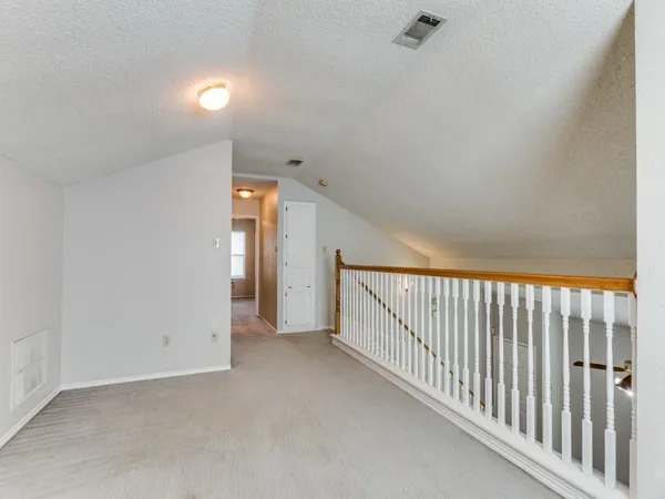 $2,200 | 7124 Summerset Drive, Benbrook, TX 76126