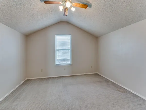 $2,200 | 7124 Summerset Drive, Benbrook, TX 76126