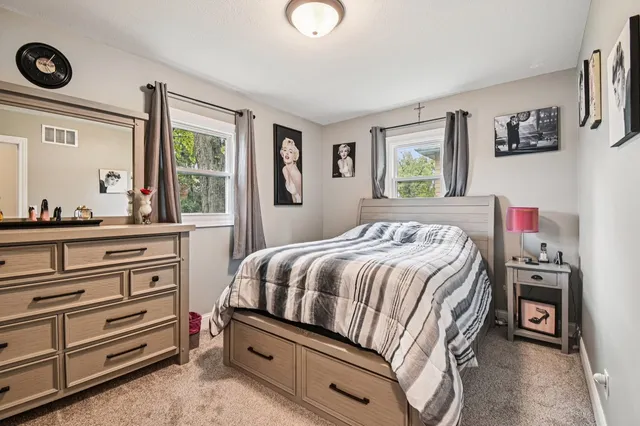 $328,500 | 117 Walona Avenue, New Lenox, IL 60451