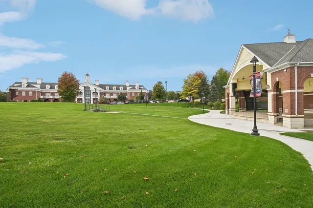 $328,500 | 117 Walona Avenue, New Lenox, IL 60451