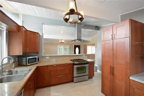 $849,900 | 543 East Haltern Avenue, Glendora, CA 91740