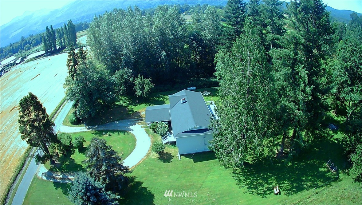 9646 Bergsted Road Sedro-Woolley, WA 98284 - Photo 3 of 25 Gallery Image 3