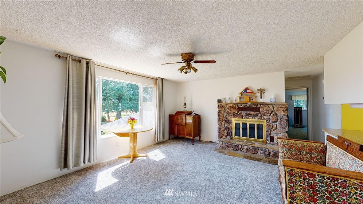 9646 Bergsted Road Sedro-Woolley, WA 98284 - Photo 4 of 25 Gallery Image 4
