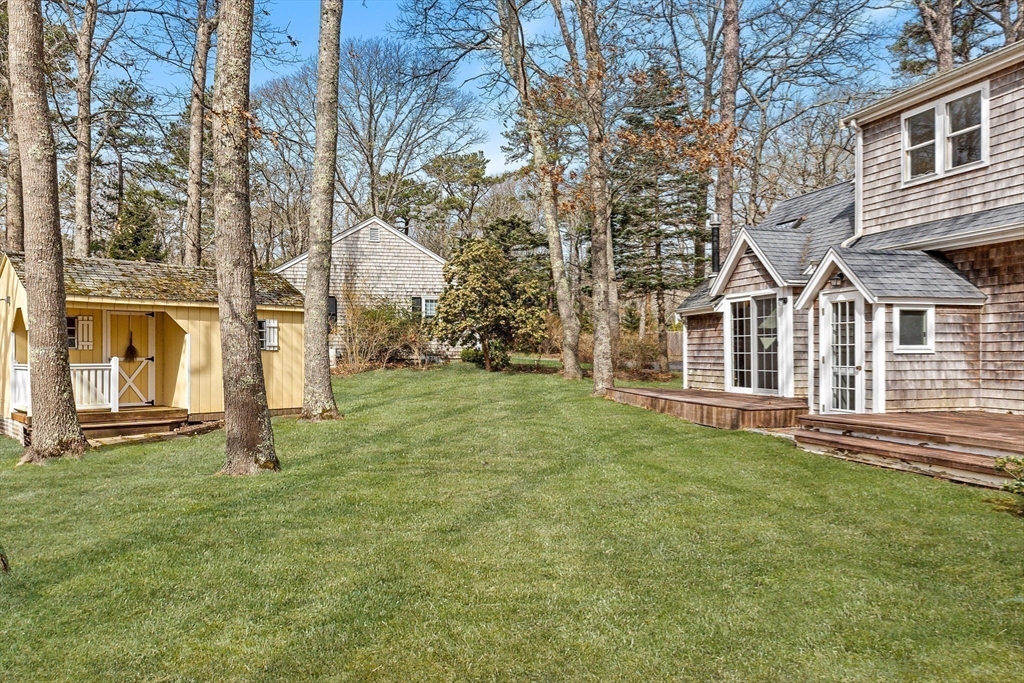 2 Robin Lane Mashpee, MA 02649 - Photo 18 of 21 Gallery Image 18