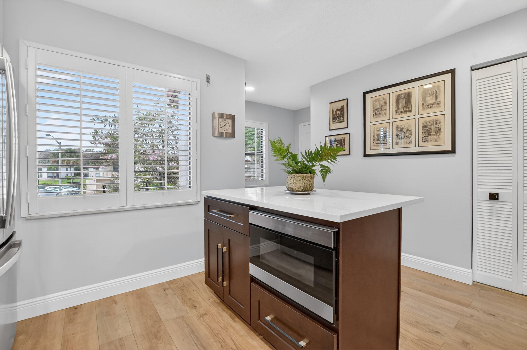 21650 Juego Circle, Unit 24J Boca Raton, FL 33433 - Photo 7 of 39 7-web-or-mls-DSC_3434