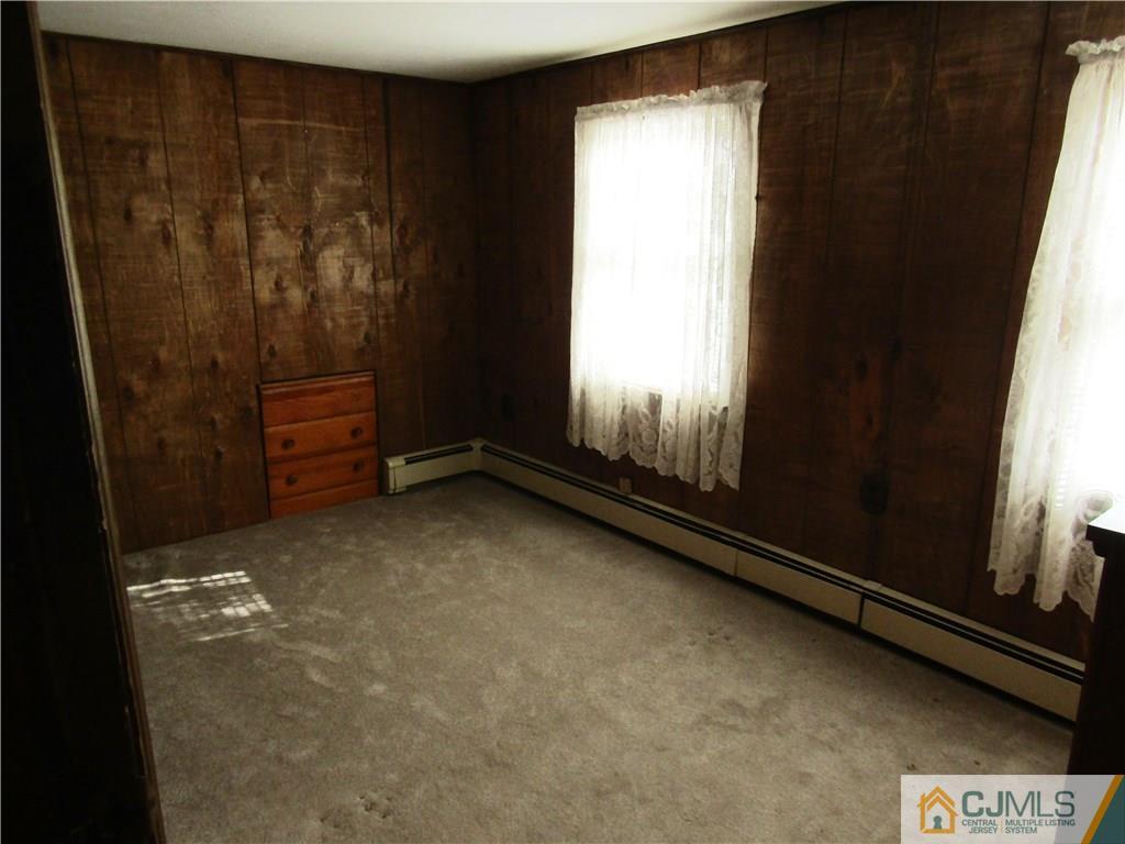 9 Meadow Road East Brunswick, NJ 08816 - Photo 15 of 24 Gallery Image 15