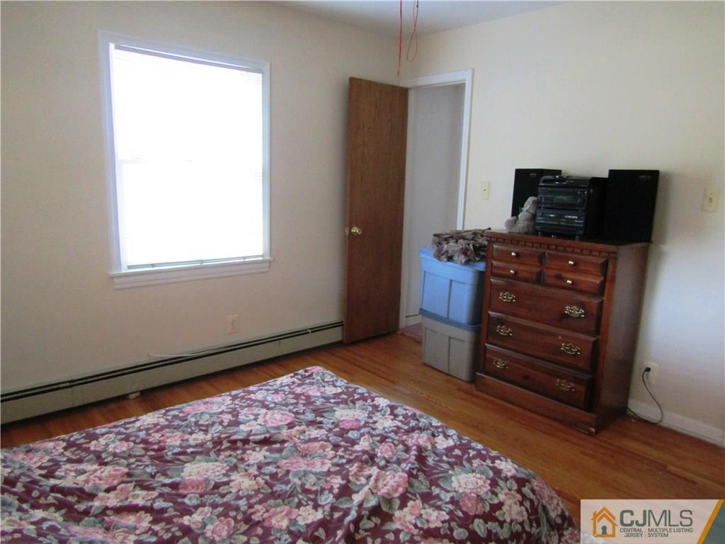 9 Meadow Road East Brunswick, NJ 08816 - Photo 10 of 24 Gallery Image 10