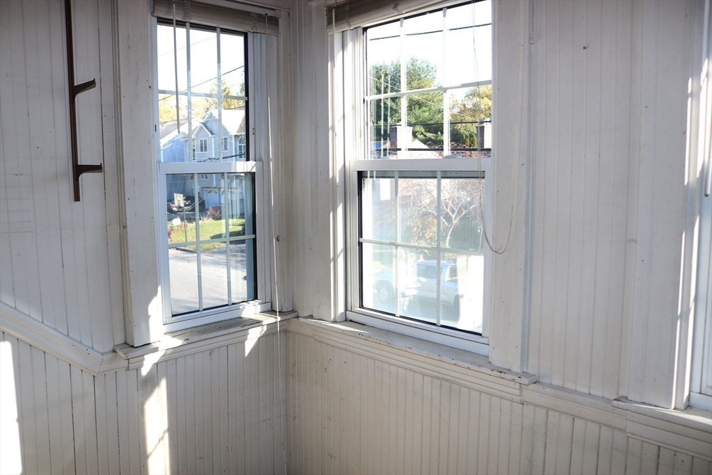 62 Allston Avenue Worcester, MA 01604 - Photo 14 of 18