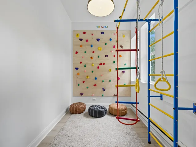 $650,000 | 3306 West Le Moyne Street, Chicago, IL 60651