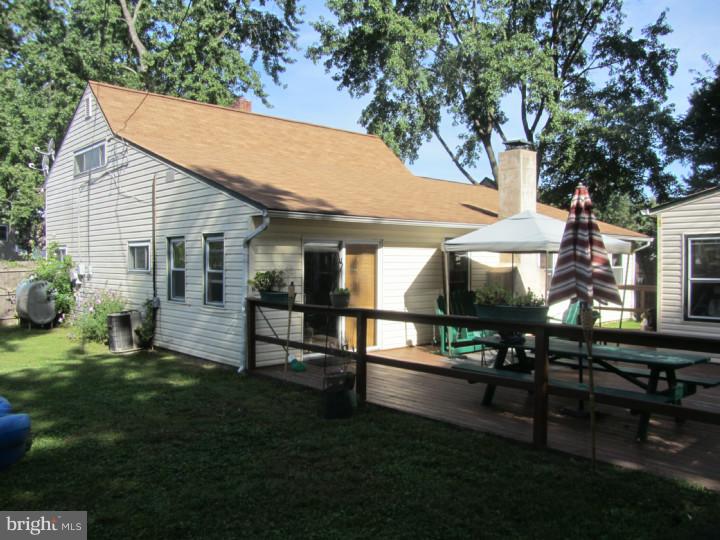 176 Idlewild Road Levittown, PA 19057 - Photo 12 of 21 Gallery Image 12