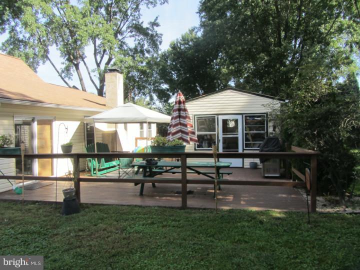 176 Idlewild Road Levittown, PA 19057 - Photo 13 of 21 Gallery Image 13
