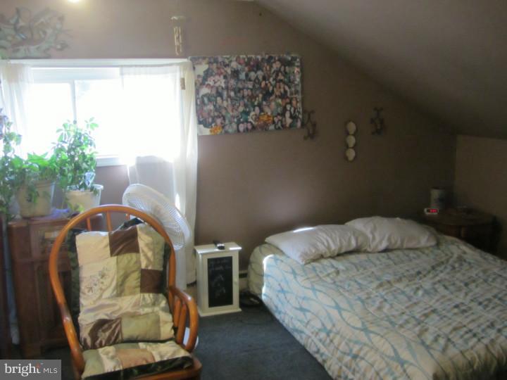 176 Idlewild Road Levittown, PA 19057 - Photo 17 of 21 Gallery Image 17