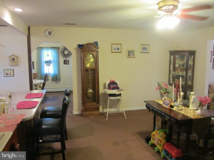 176 Idlewild Road Levittown, PA 19057 - Photo 10 of 21 Gallery Image 10