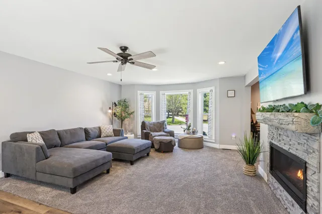 $799,500 | 911 Fawn Court, Wisconsin Dells, WI 53965