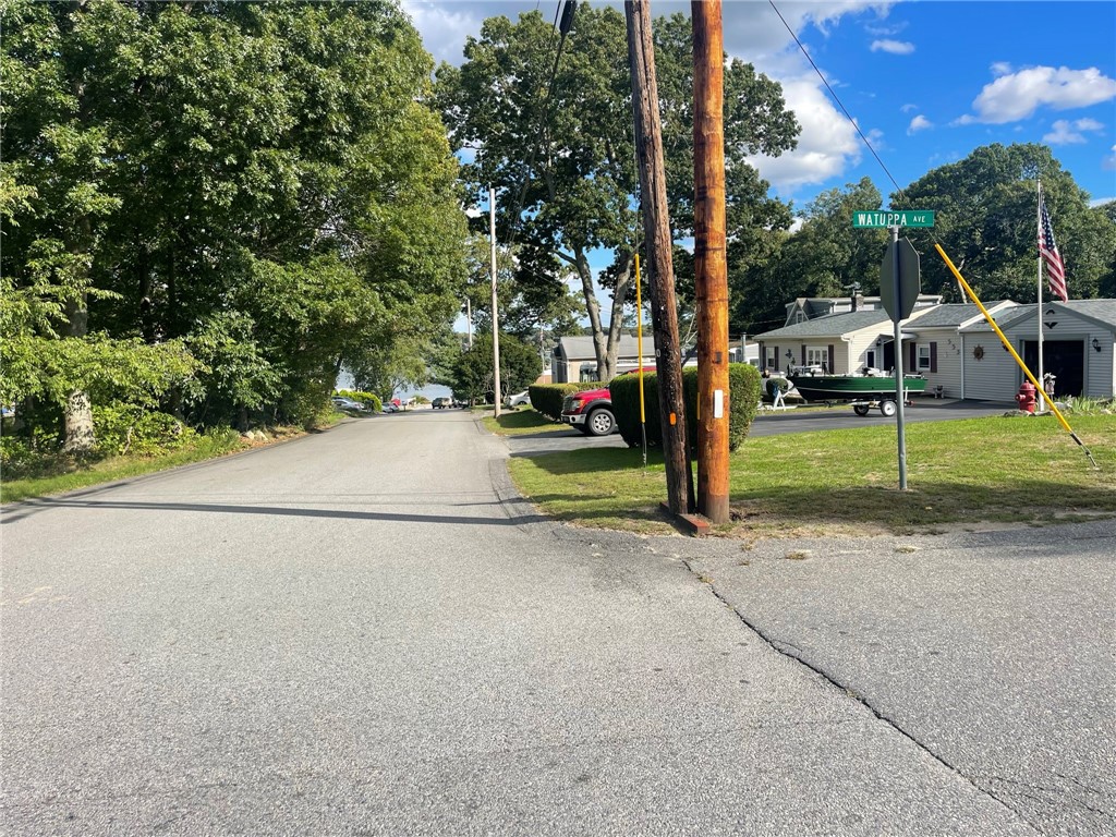 535 Hancock Street Tiverton, RI 02878 - Photo 11 of 16