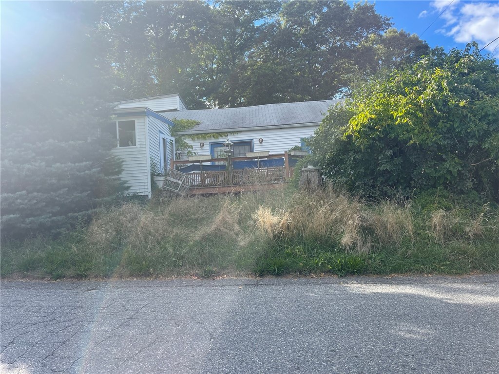 535 Hancock Street Tiverton, RI 02878 - Photo 7 of 16