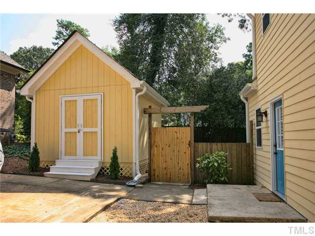 814 Rosemont Avenue Raleigh, NC 27607 - Photo 22 of 23 Photo 22