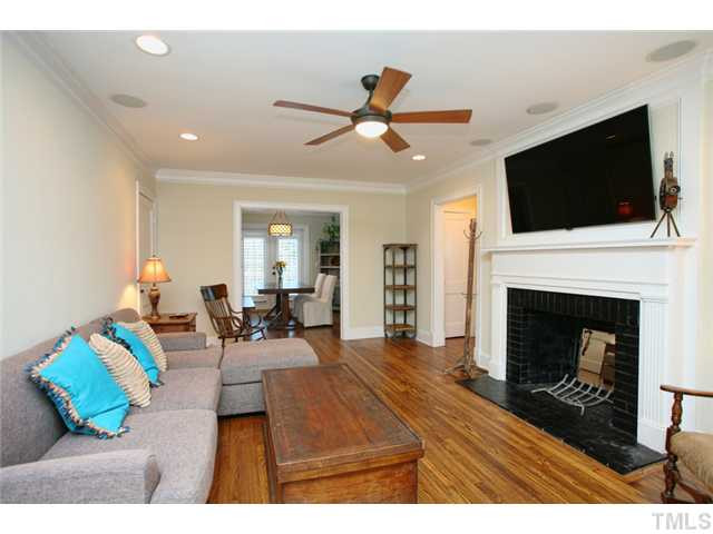 814 Rosemont Avenue Raleigh, NC 27607 - Photo 4 of 23 Photo 4