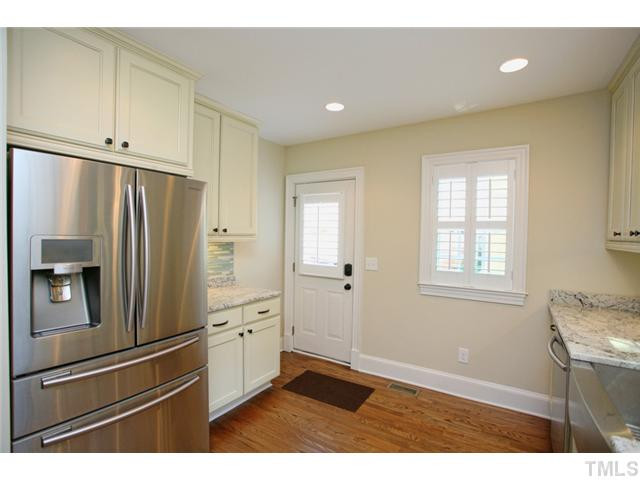 814 Rosemont Avenue Raleigh, NC 27607 - Photo 6 of 23 Photo 6