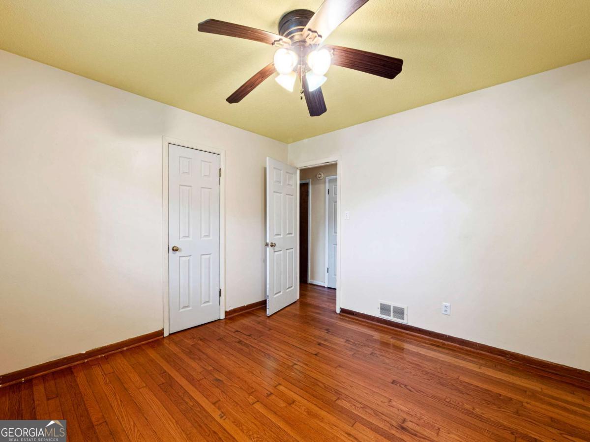 372 Hilltop Way Toccoa, GA 30577 - Photo 25 of 38 a view of room with wooden floor