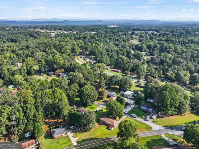 $195,000 | 372 Hilltop Way, Toccoa, GA 30577