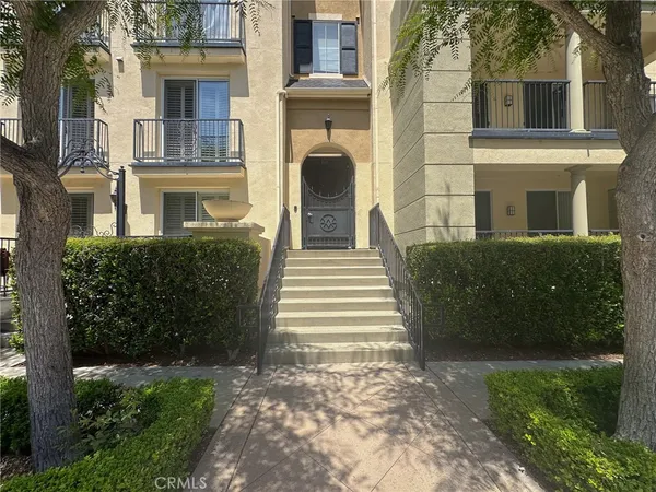 $569,900 | 2414 Watermarke Place, Irvine, CA 92612