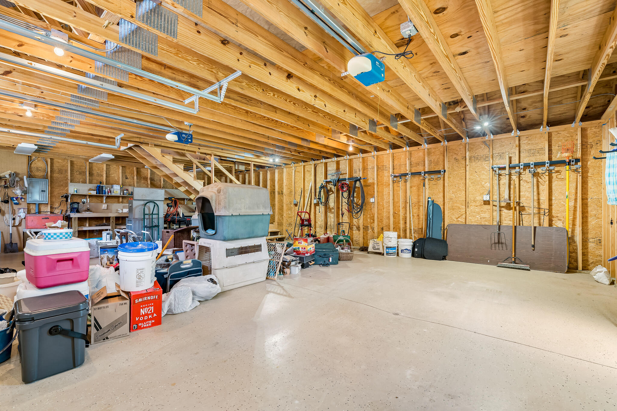 111 Springer Drive Butler, TN 37640 - Photo 43 of 71 HUGH GARAGE AND WORKSHOP!